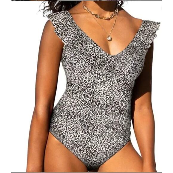 NWT Hilor Women's One Piece Swimsuit V Neck Ruffled Swimwear Shirred Bathing M - Picture 1 of 9